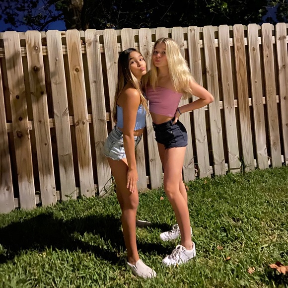 Meet your Posher, Julia - Picture 1 of 1